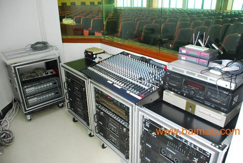 專業(yè)露天舞臺(tái)與燈光音響設(shè)備出租服務(wù)