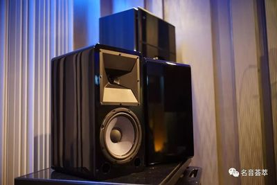 丹尼爾赫茲M8書架音箱 馬克·萊文森設(shè)計(jì)的專業(yè)音響杰作